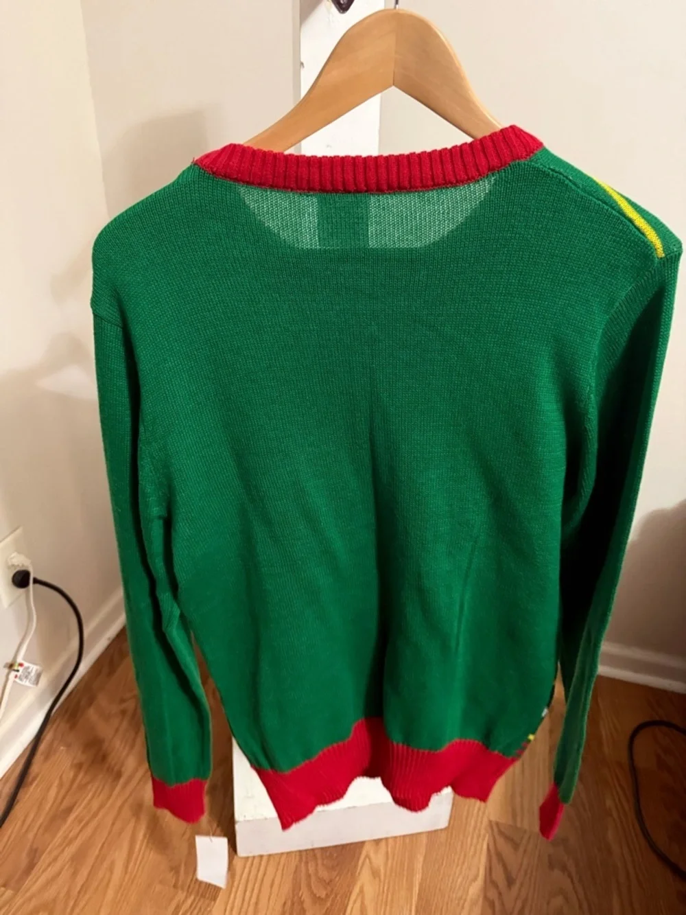 NWT The Grinch Christmas Sweater